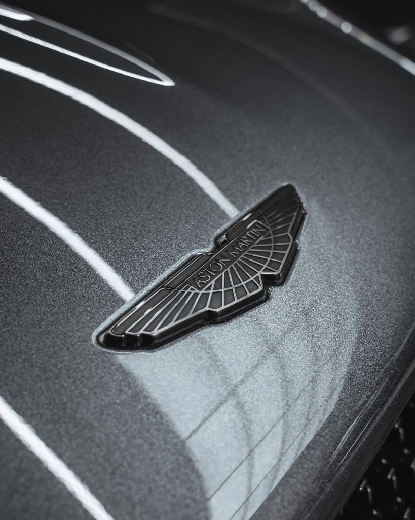Bentley Mulsanne steering wheel in Magnolia leather — luxury interior