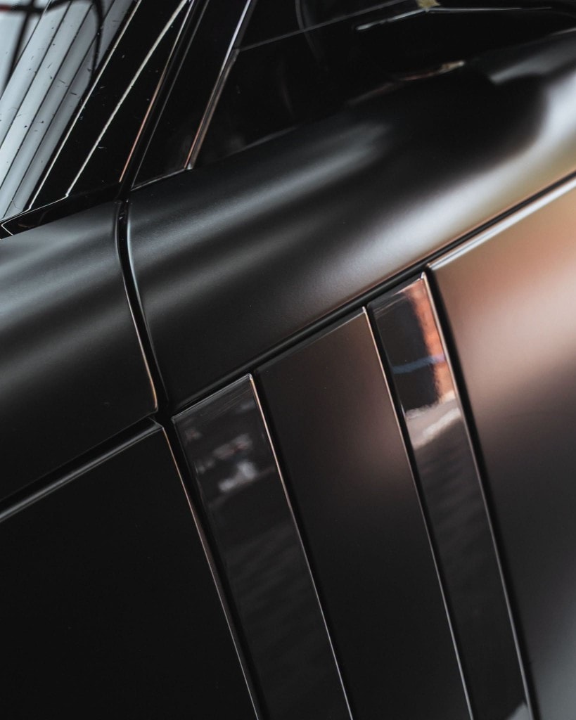 Porsche 911 Targa wheel — Pirelli P Zero with Porsche centre cap